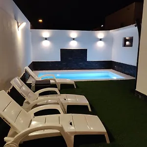 Villa Sunny Paradise, Heater Pool, Corralejo